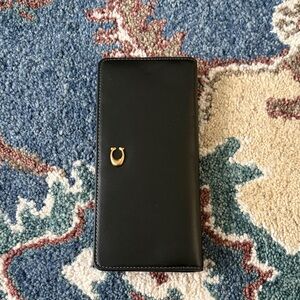Slim essential leather wallet (Brand New)